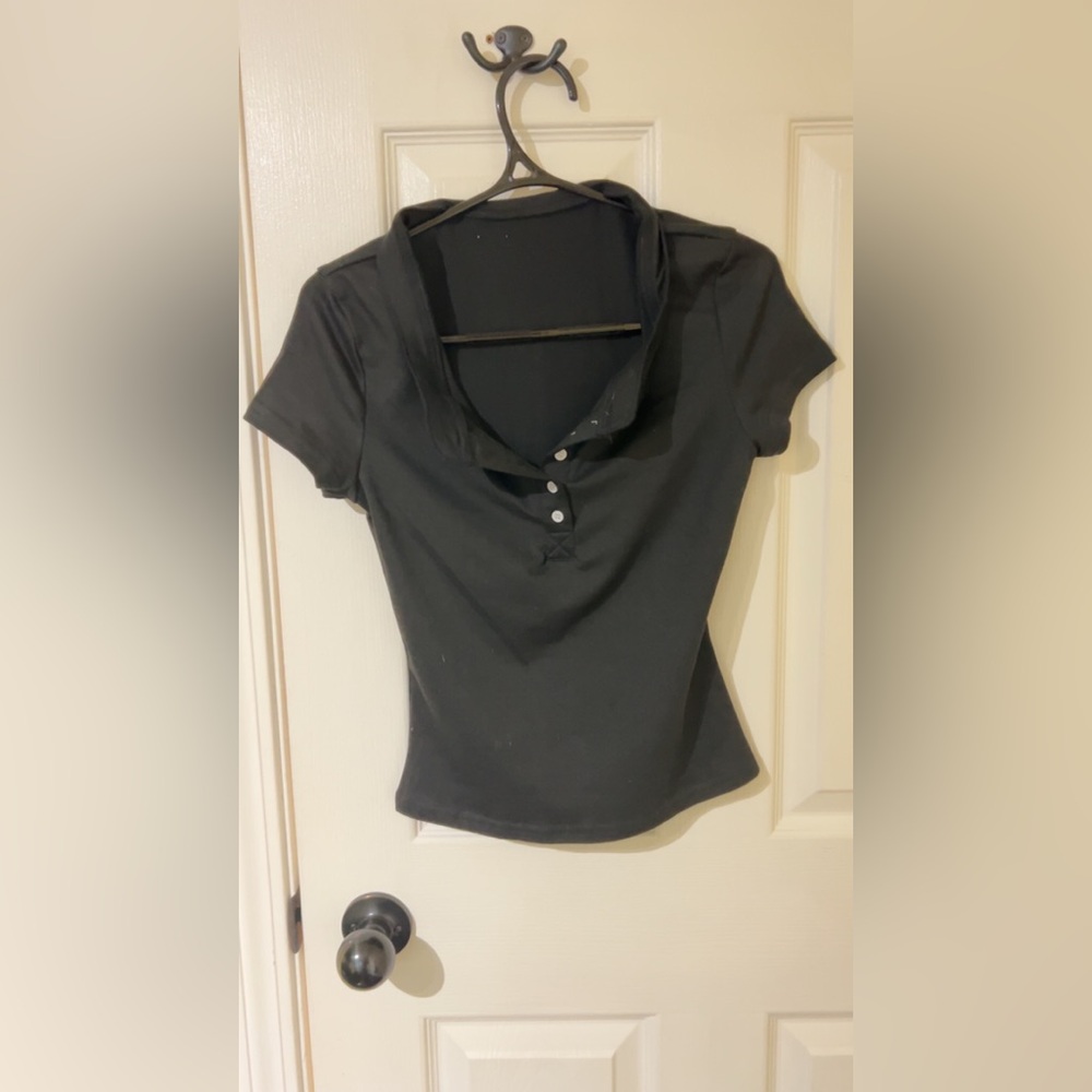Women’s Black Short-Sleeve Henley Top